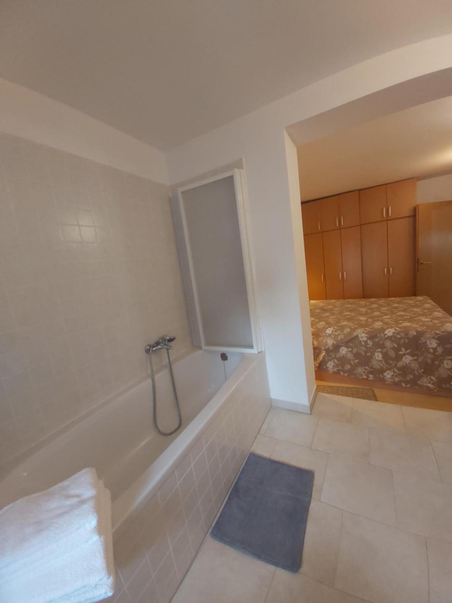 Apartman Luce With Shared Pool ซาดาร์ ภายนอก รูปภาพ