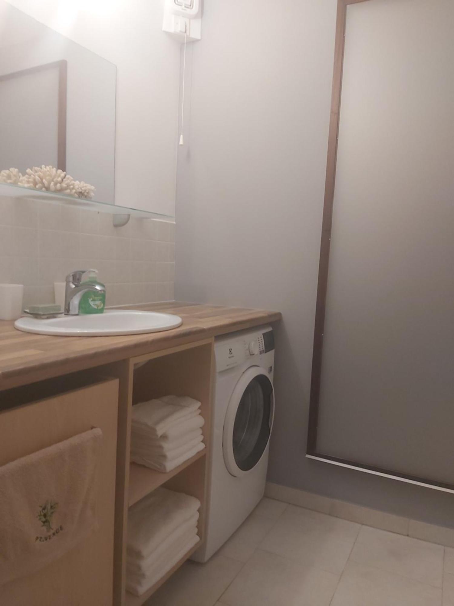 Apartman Luce With Shared Pool ซาดาร์ ภายนอก รูปภาพ